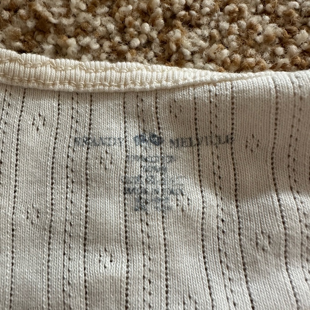 Rare Brandy Melville Japan Pointelle Cami (100% cotton) - Picture 4 of 4